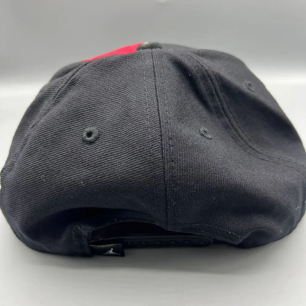 Air Jordan True Hat Men Black Red Embroidered Jumpman Snap Back Cap‎